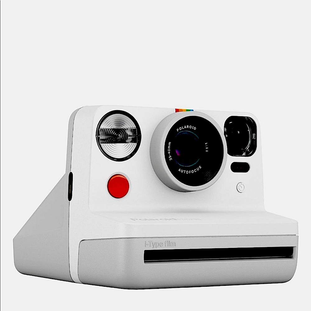 Polaroid that is brand new my son opened & he didn’t want it never been used.